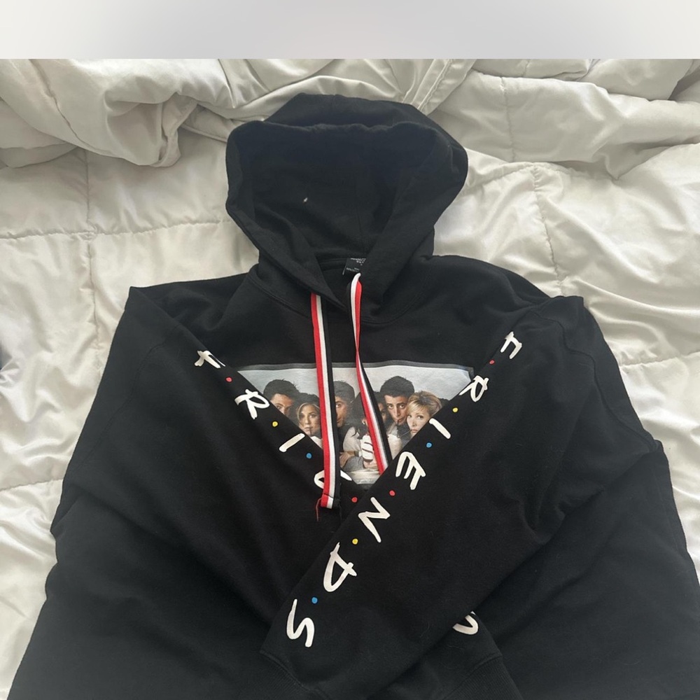 Friends crop sweater